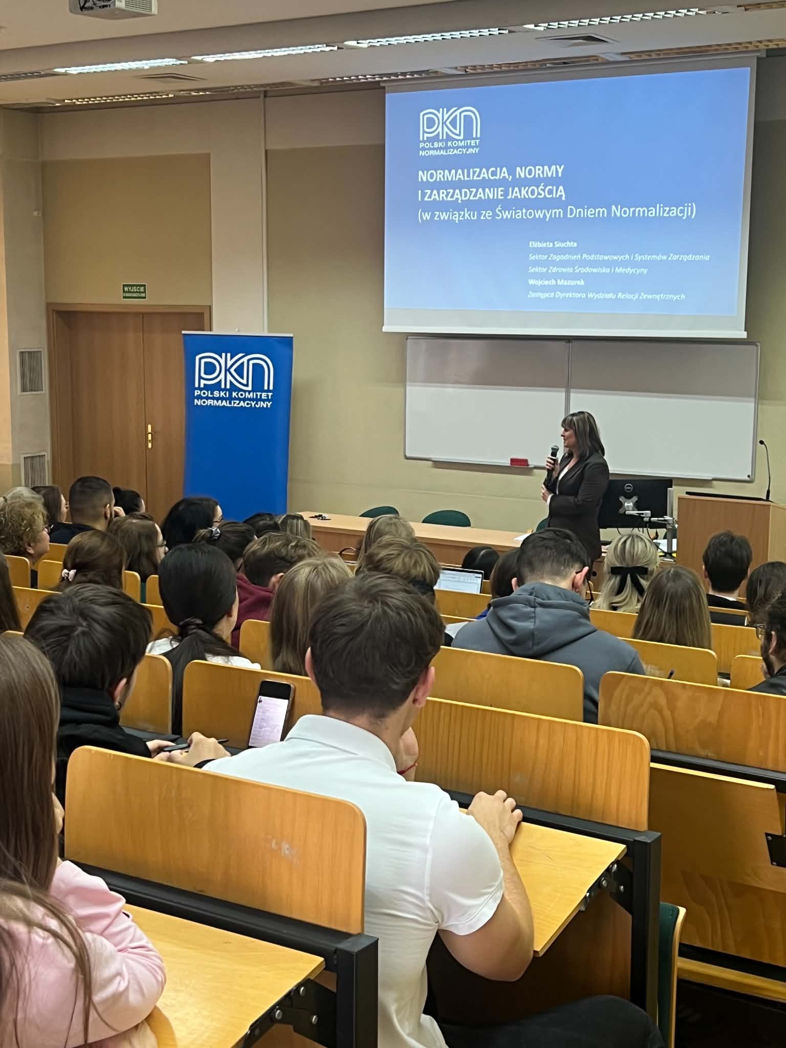 Seminarium Normalizacja - widok na salę