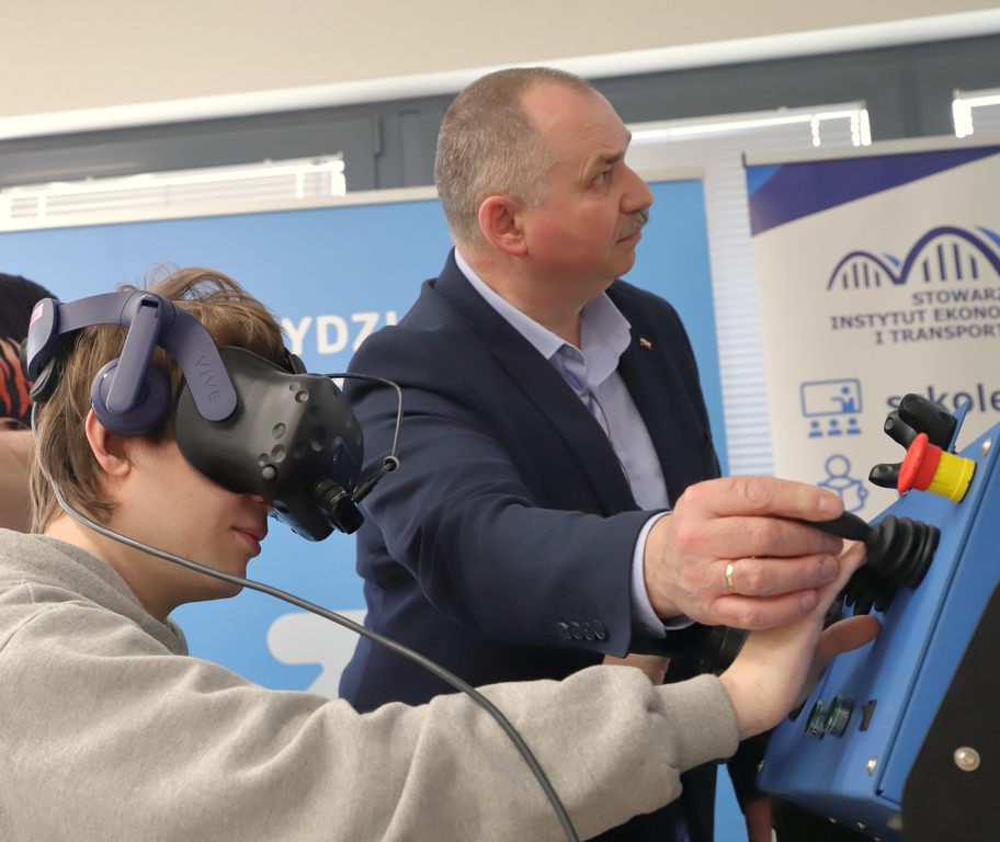Participants during the simulator workshop