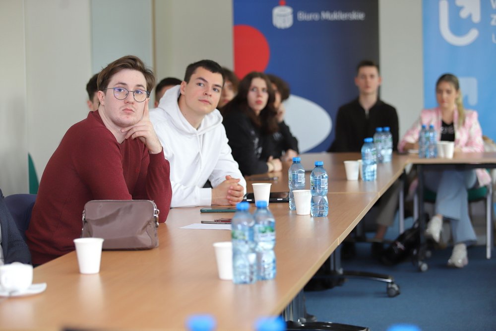 Studenci podczas inauguracji