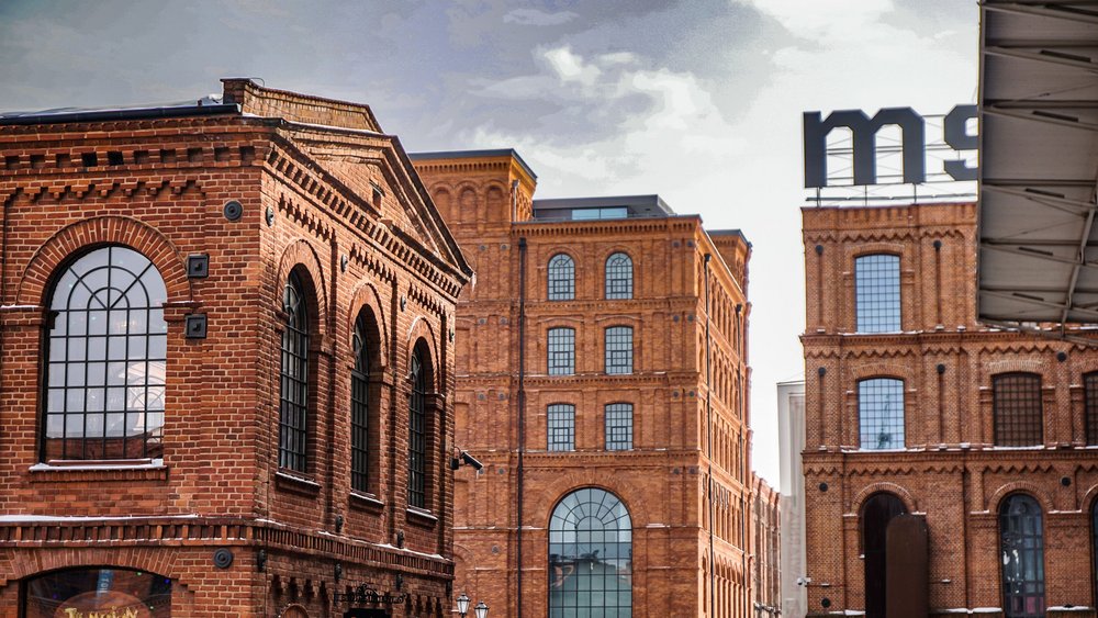 Widok na Manufakturę w dzień