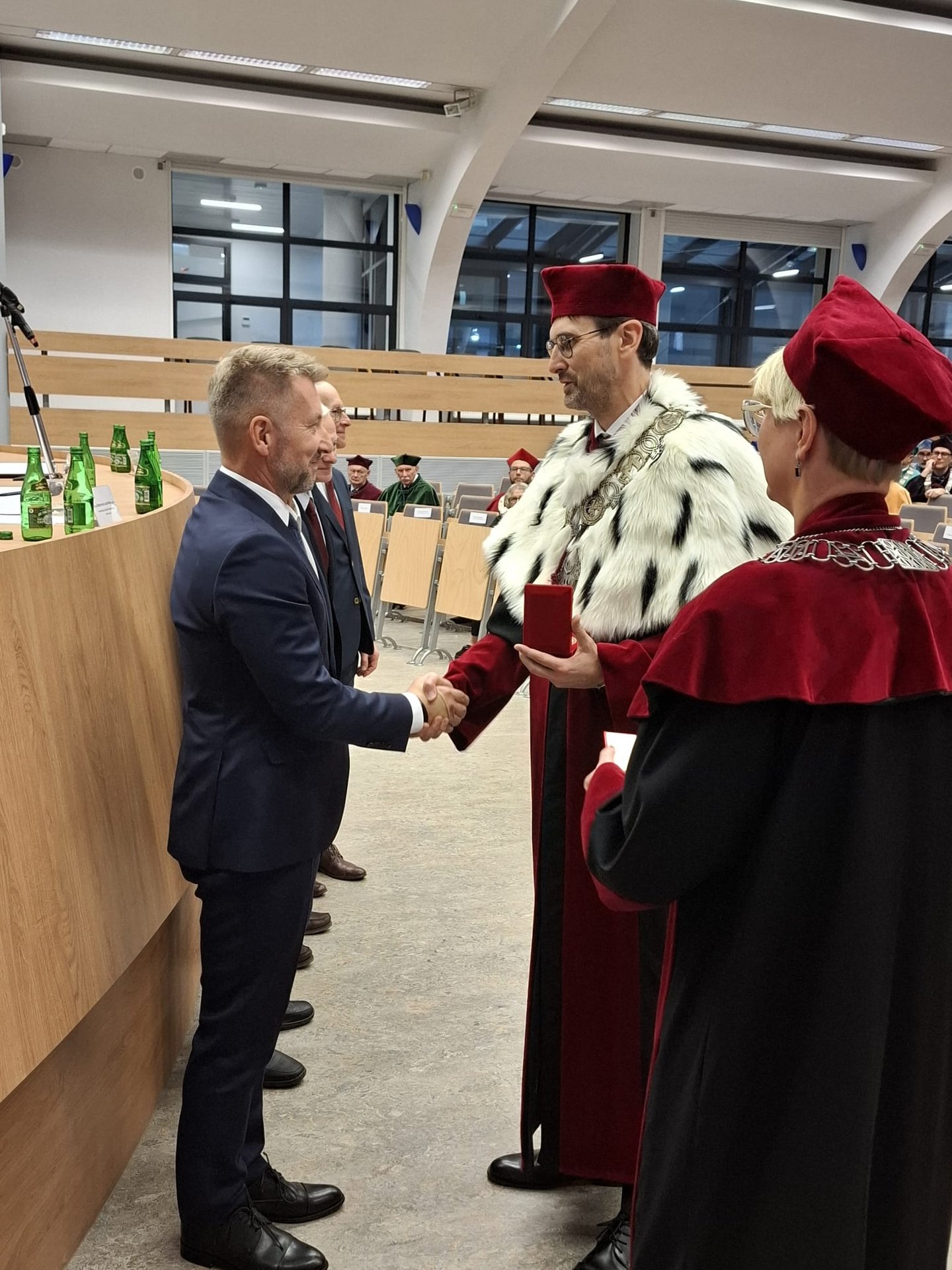 Wręczenie medalu