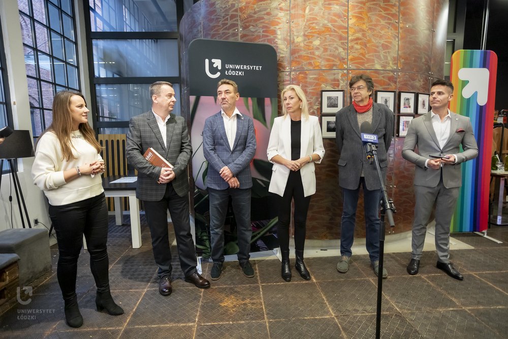 uczestnicy briefingu