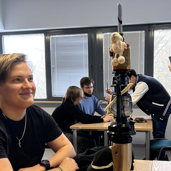 Uczestnicy podczas wizyty na WZ UŁ