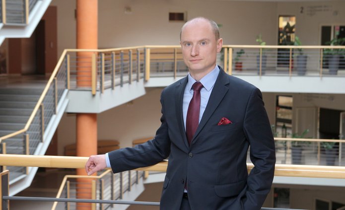 a photo of Dr Mariusz Woźniakowski