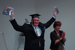 Spotkanie z okazji 15-lecia WZ UŁ. Na zdjęciu Jacek Saryusz-Wolski i prof. Ewa Walińska Spotkanie z okazji 15-lecia WZ UŁ. Na zdjęciu Jacek Saryusz-Wolski i prof. Ewa Walińska