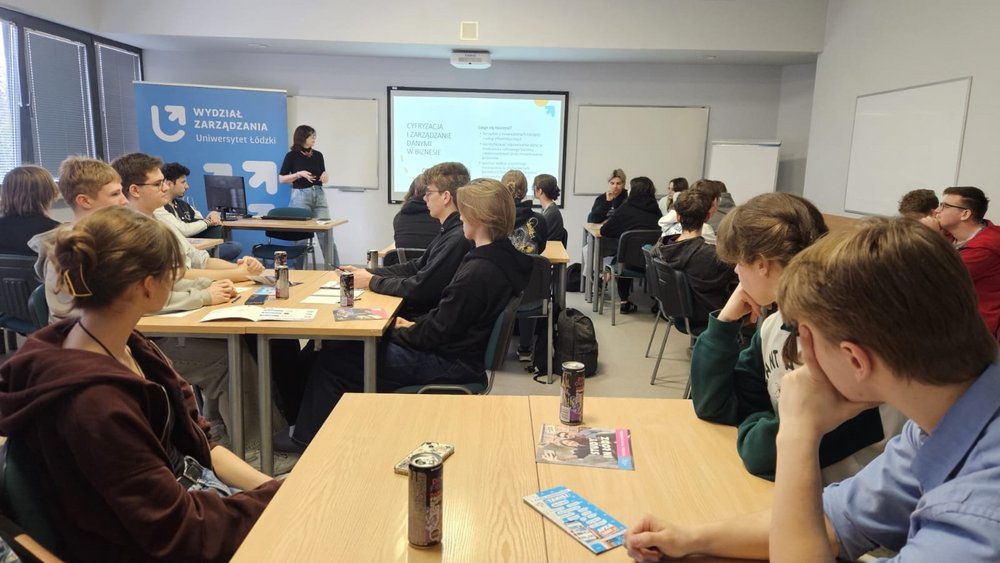 Uczestnicy podczas wizyty na WZ UŁ