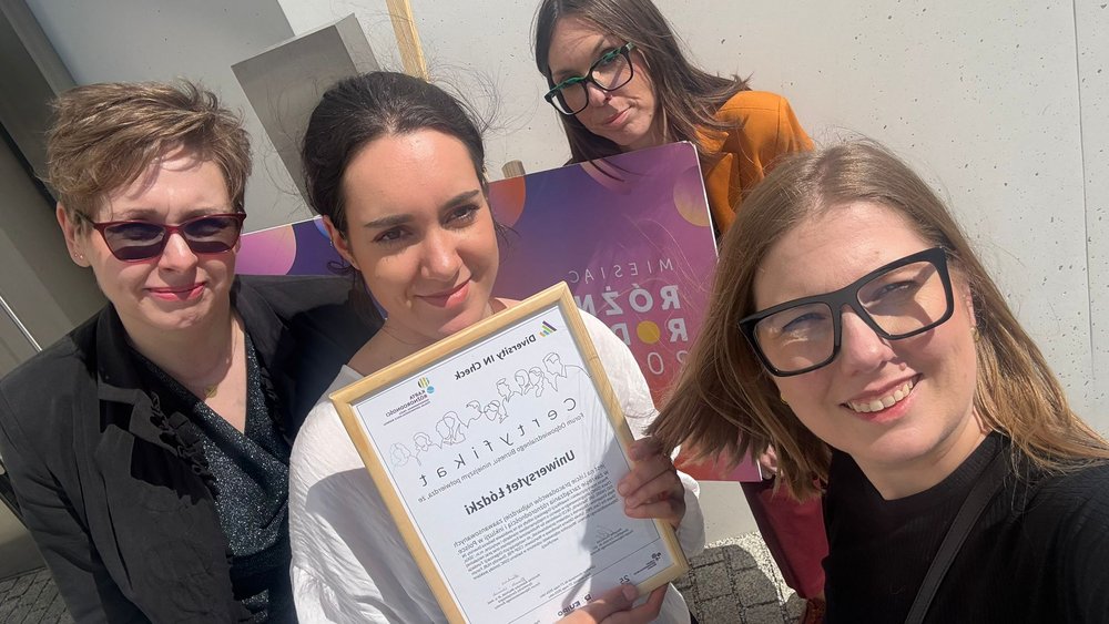 Członkinie delegacji UŁ, która odebrała certyfikat