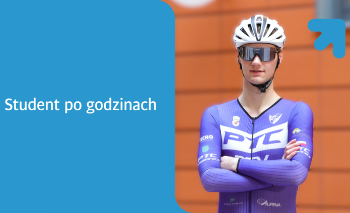 Student trenujący kolarstwo w stroju sportowym i kasku. Napi: Dawid Rola Student po godzinach