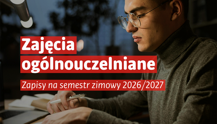 Grafika informująca o zapisach na zajęcia ogólnouczelniane w Uniwersytecie Łódzkim na semestr zimowy 2026/2027. Młody mężczyzna w okularach siedzi przy biurku i robi notatki w otwartym zeszycie. Na grafice widnieje napis: „Zajęcia ogólnouczelniane. Zapisy na semestr zimowy 2026/2027”. W drugiej wersji umieszczono również hasło „Uwolnij umysł” oraz logotyp Uniwersytetu Łódzkiego.