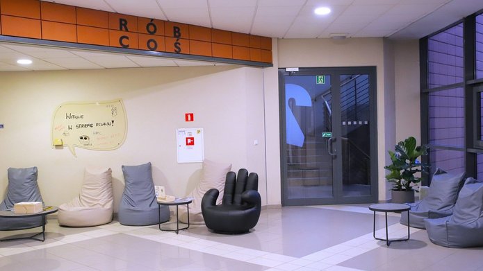 The opening of the relaxation zone