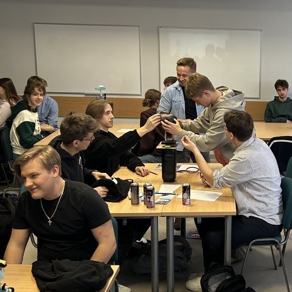 Uczestnicy podczas wizyty na WZ UŁ