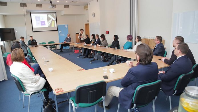 uczestnicy spotkania w sali 31