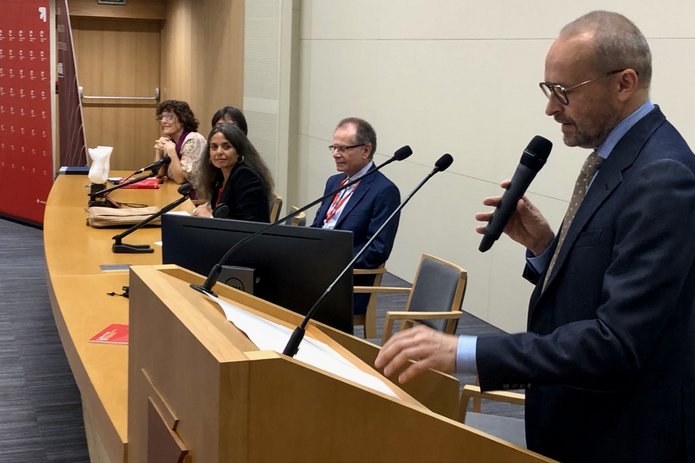 The Spanish-Polish Mathematical Meeting and Prof. Bogucki welcoming the attendees