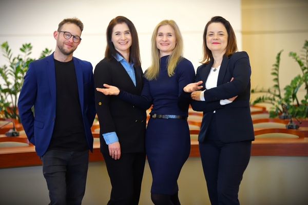 Zdjęcie zespołu SIMBIO