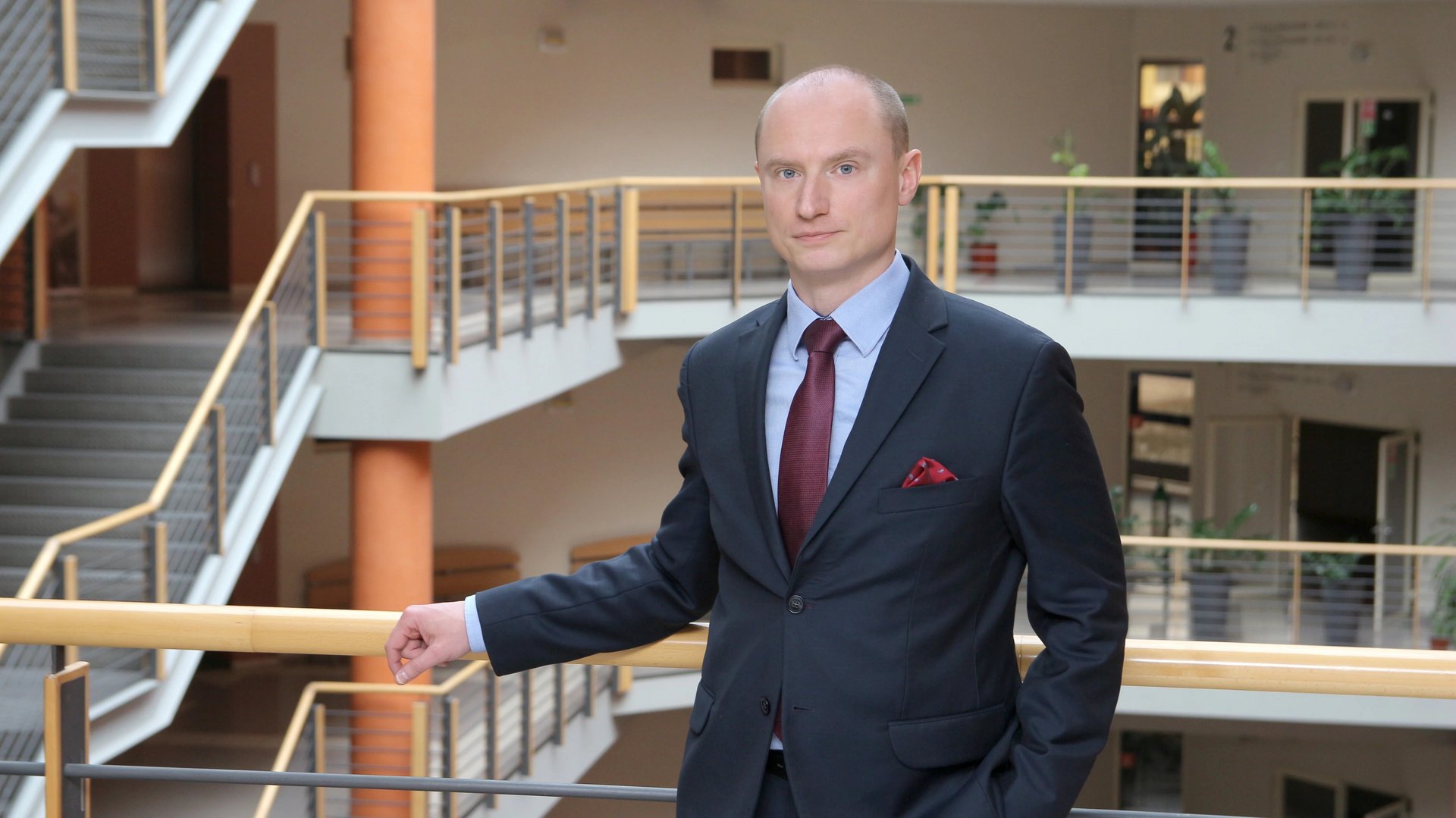Dr Mariusz Woźniakowski